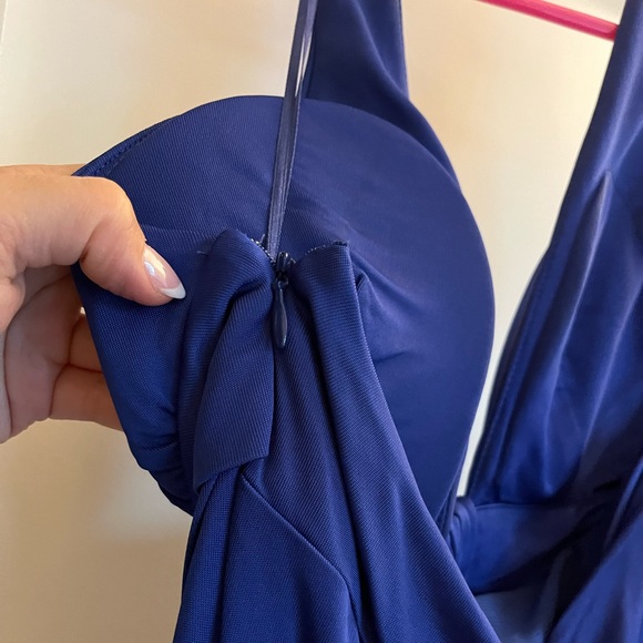 Blue satin stretch Halty dress - Picture 5 of 5